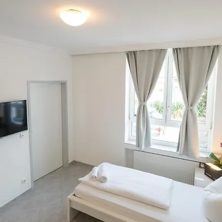 Guenstigschlafen24 - Guenstige Alternative Zum Hotel 3*